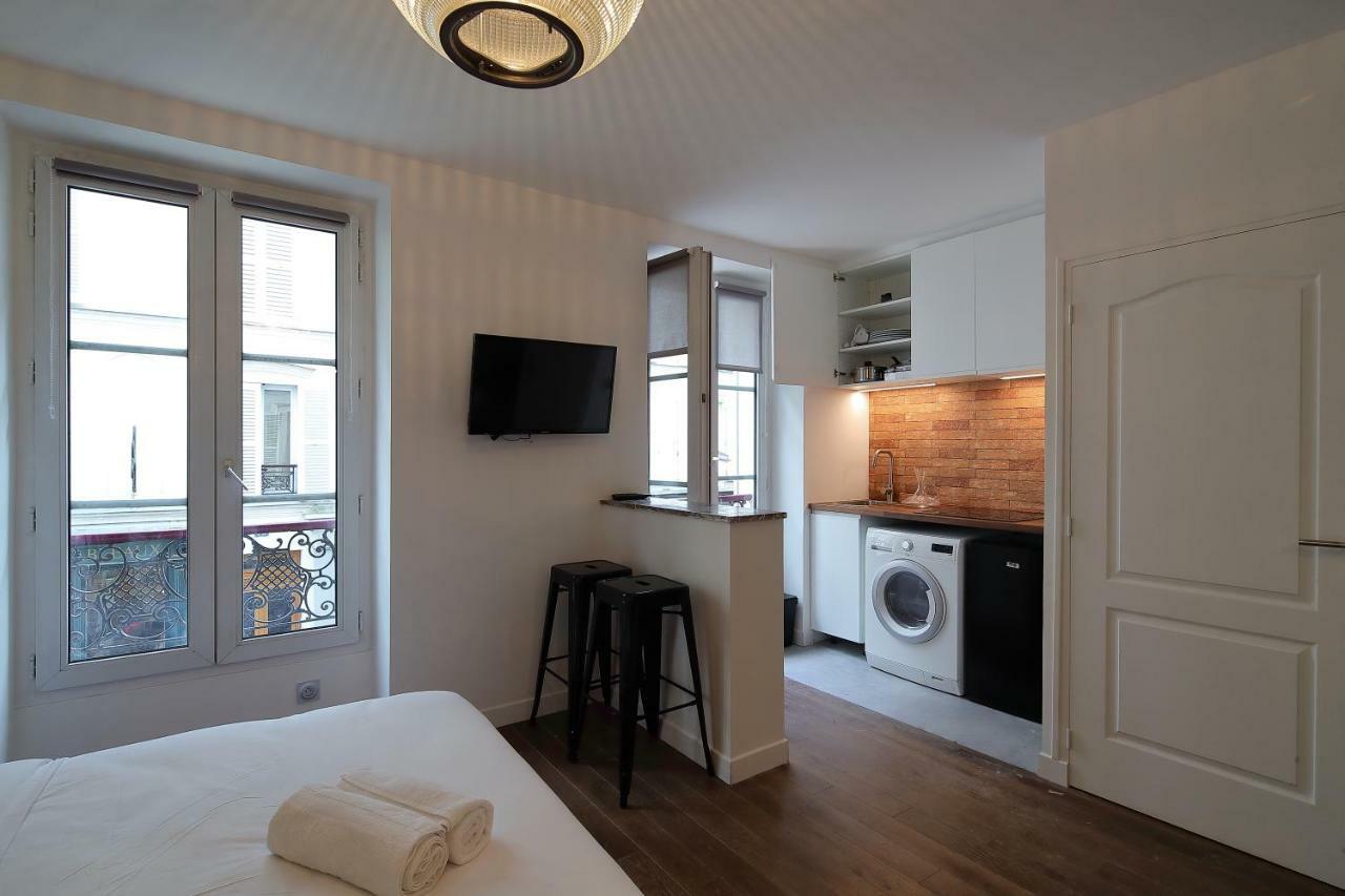 Studio De Charme Proche Tour Eiffel Et Rue Cler Appartement Parijs Buitenkant foto